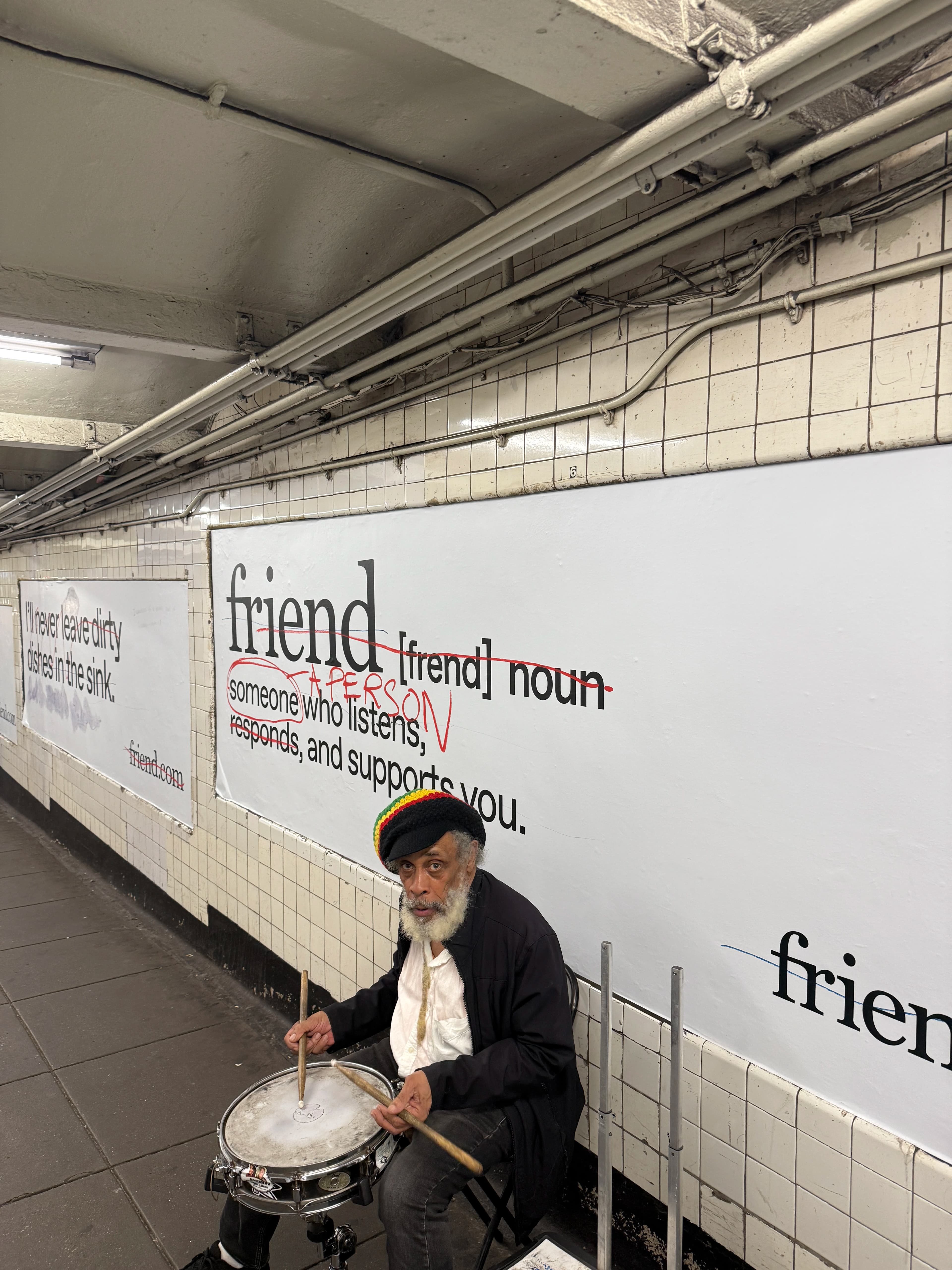 <s>friend [frend] noun</s>
<s>someone</s>A PERSON who listens, <s>responds,</s> and supports you.
